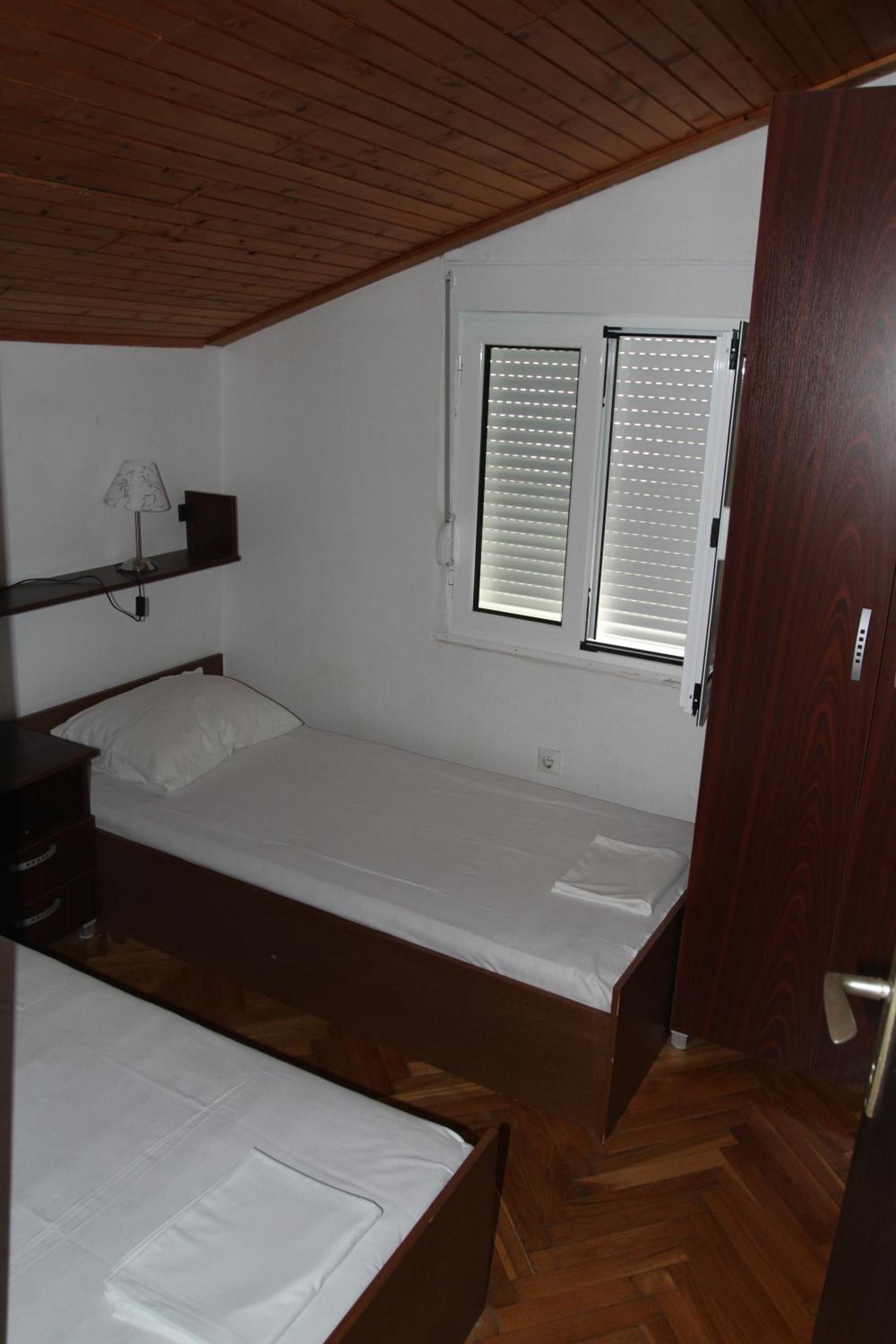 Apartments Popovic Petrovac Luaran gambar